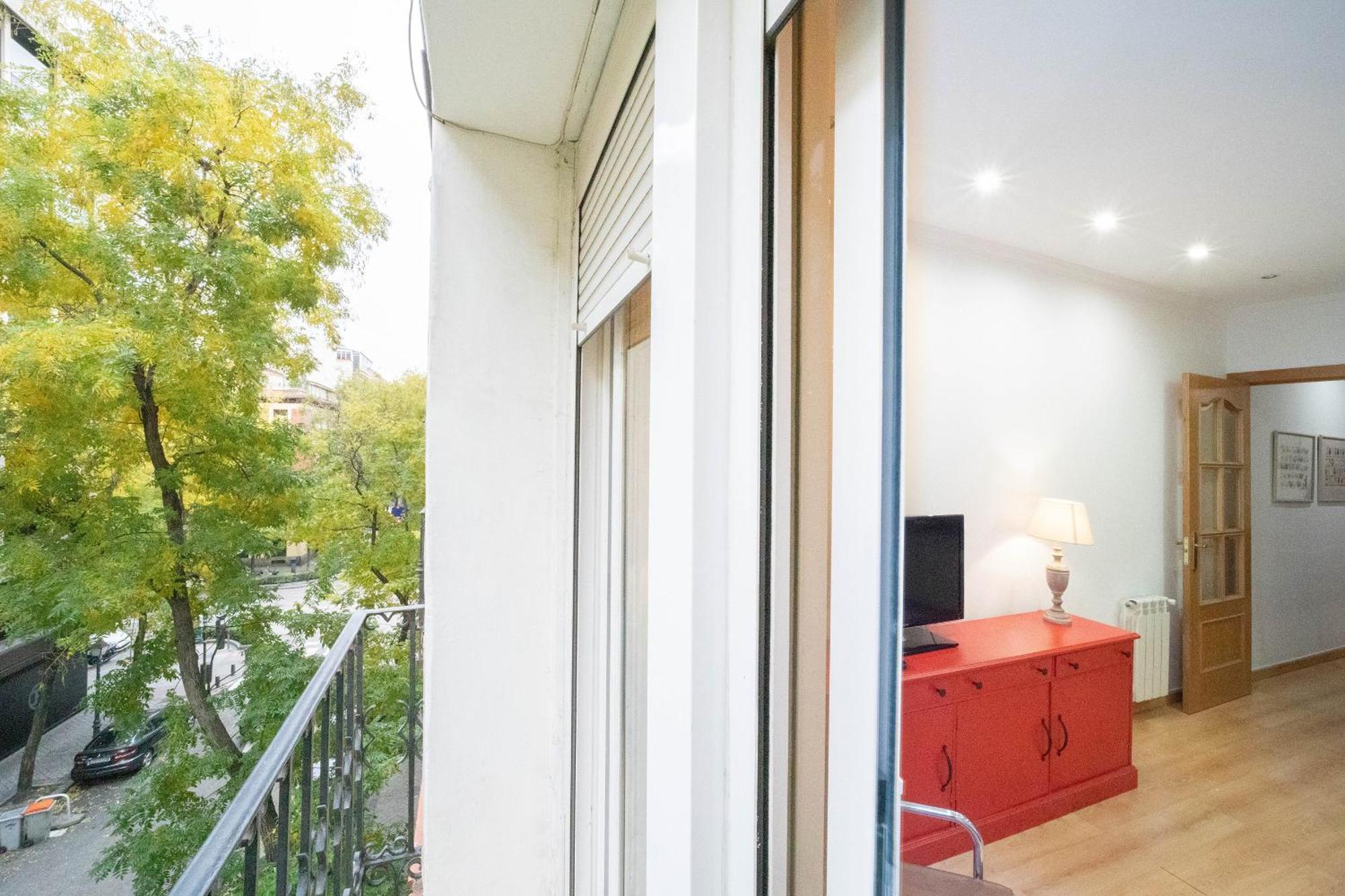 Apartamento Con Encanto Y Luz En Pleno Centro Madrid Eksteriør bilde